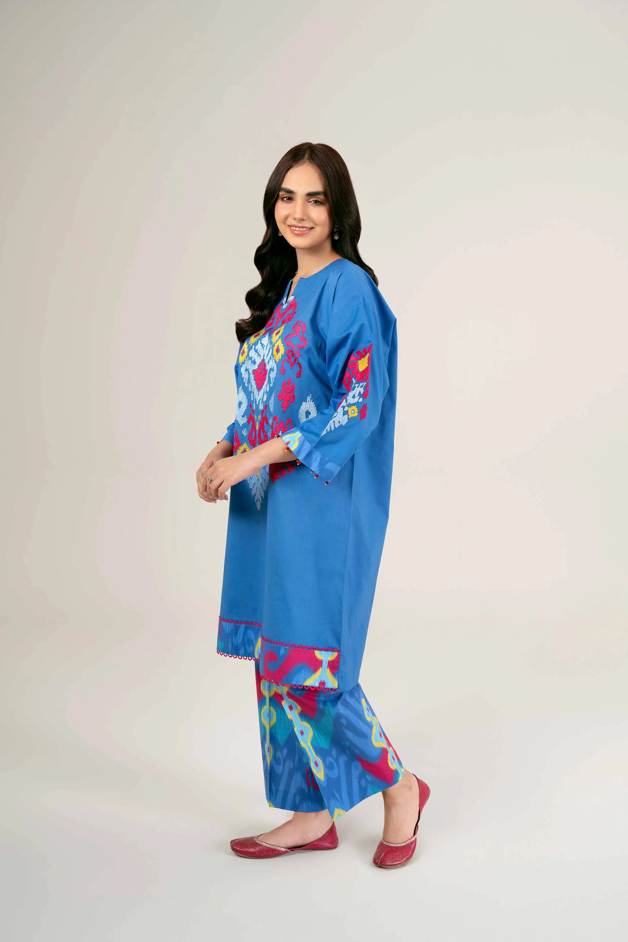 2 Piece - Digital Printed Embroidered Suit - 42402075