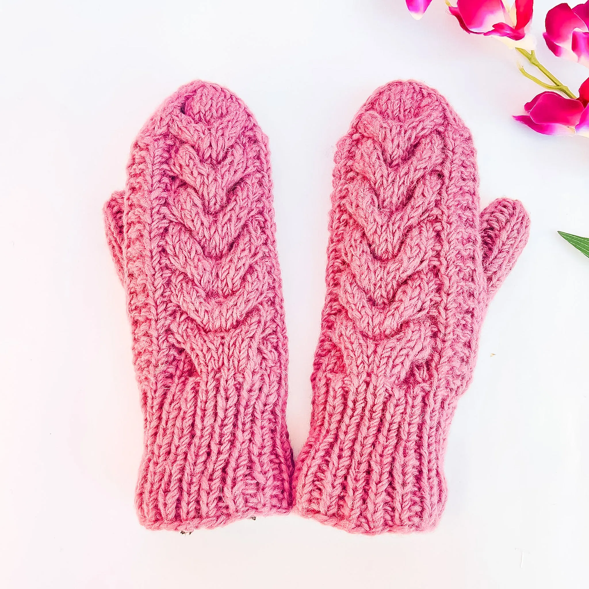 Cable Knit Solid Color Winter Mittens