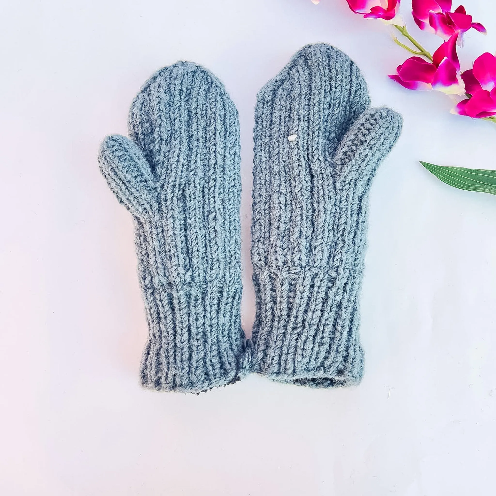 Cable Knit Solid Color Winter Mittens