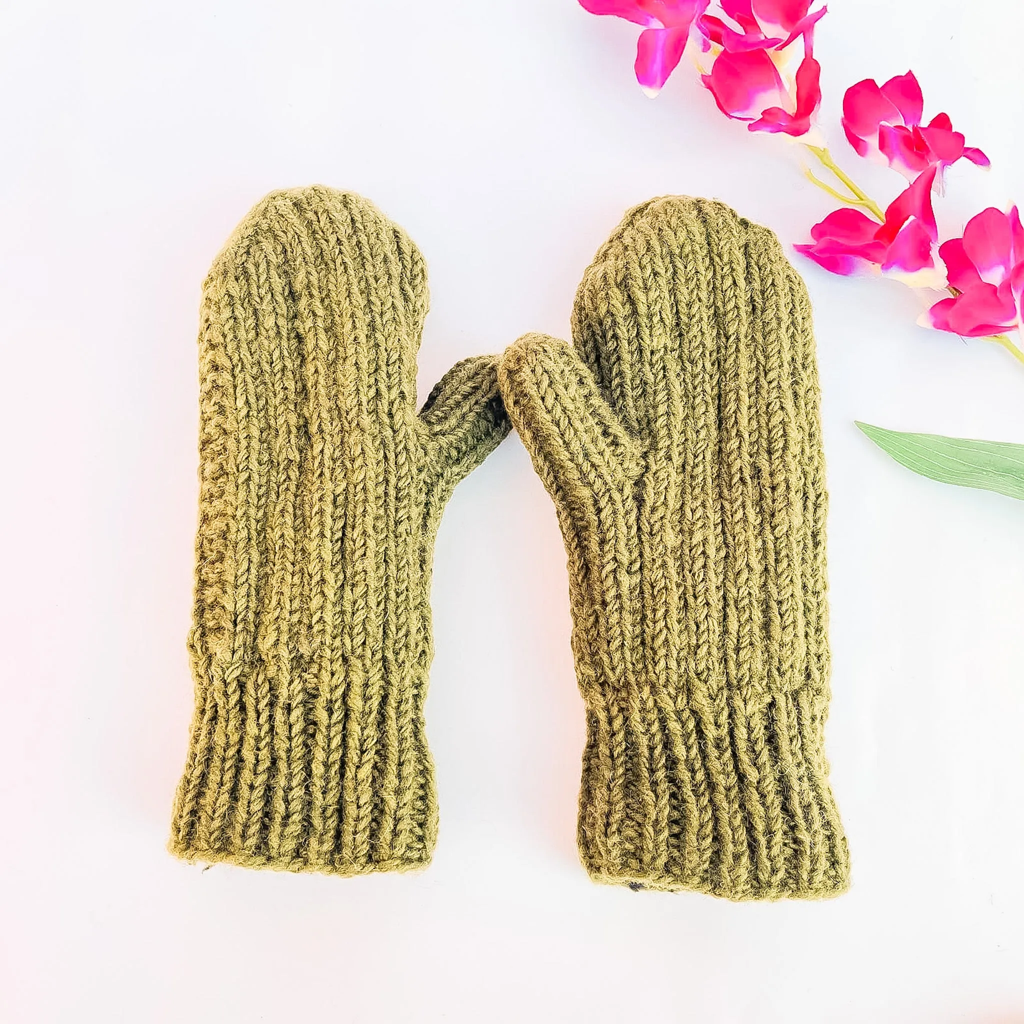 Cable Knit Solid Color Winter Mittens