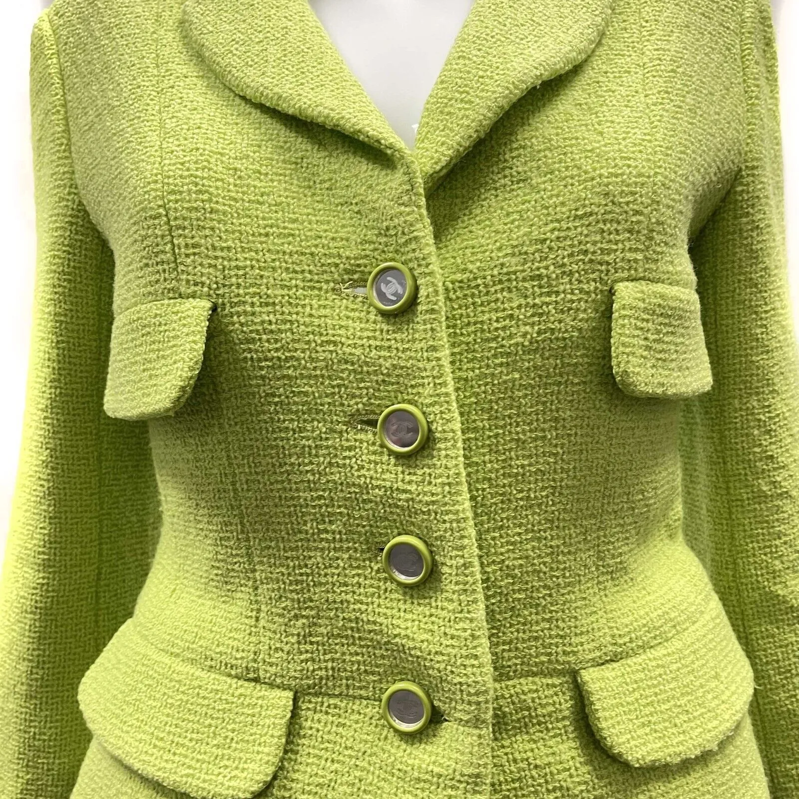 Chanel Excellent 95 blazer mirror CC buttons vintage rare Lime Green Jacket US 4