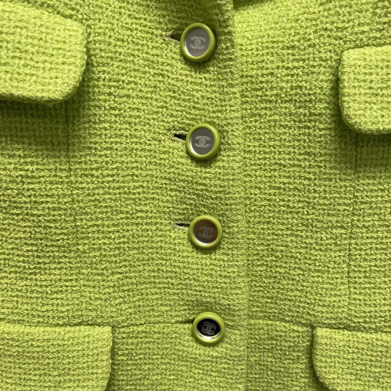 Chanel Excellent 95 blazer mirror CC buttons vintage rare Lime Green Jacket US 4