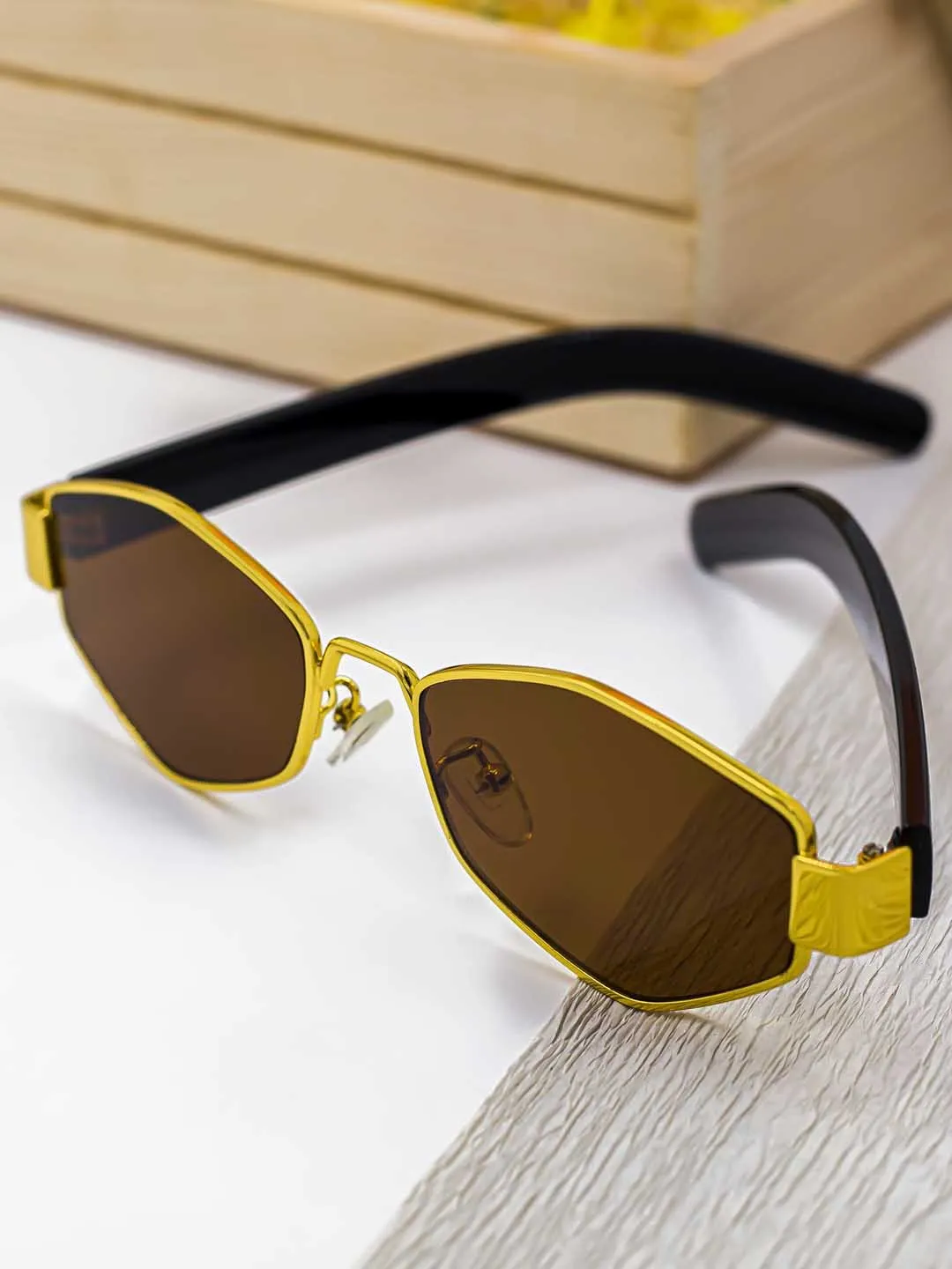 Claes Sunnies Gold