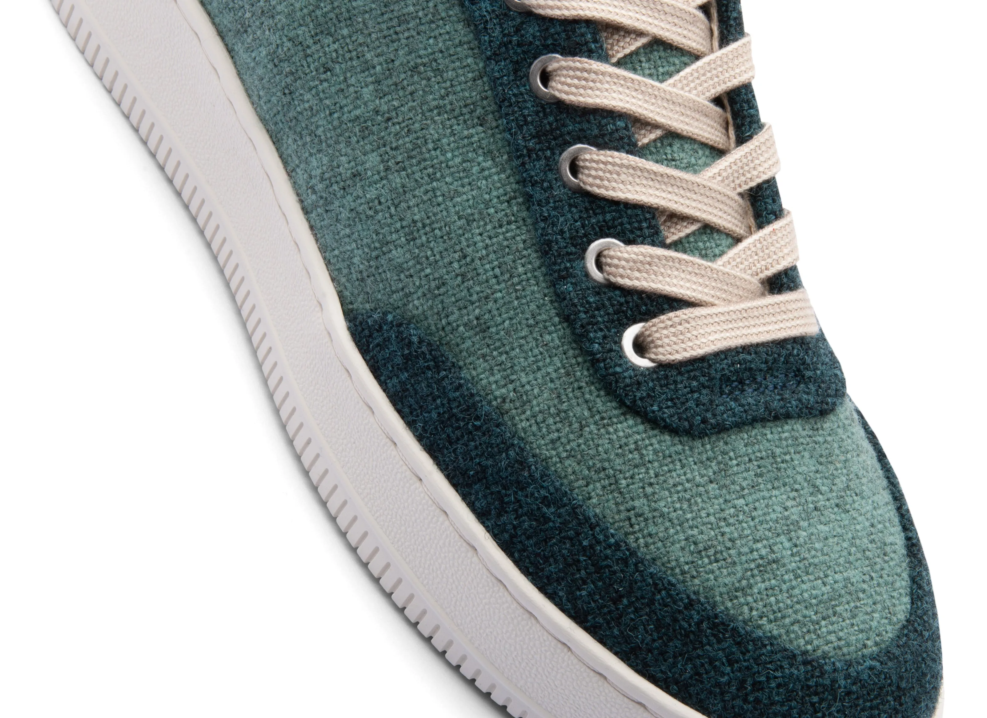 CLAY Ash Green Sneakers