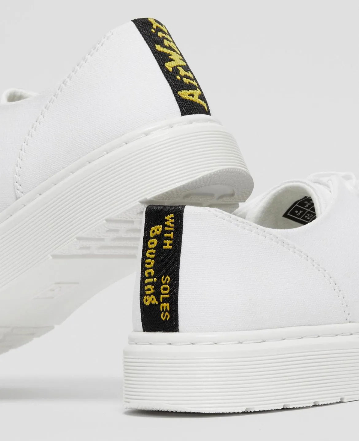 Dr.Martens Dante Canvas white 27421100