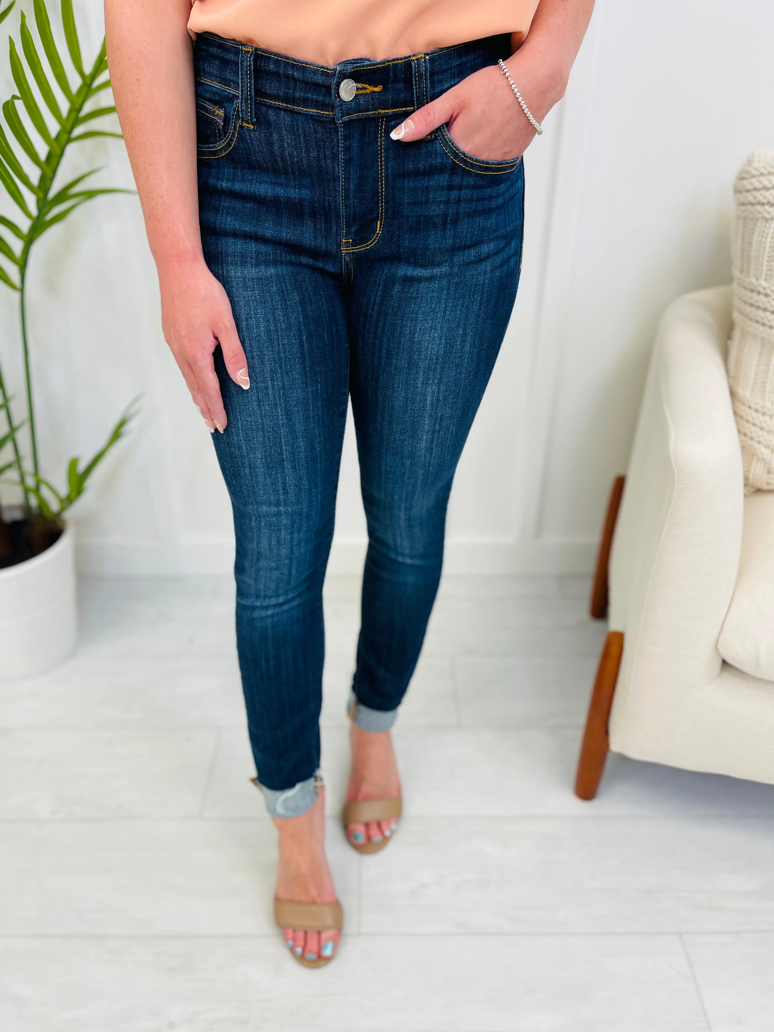 FIFTH RESTOCK! BEST SELLER! Judy Blue Mid Rise REG/CURVY Work For The Weekend Skinny Jeans