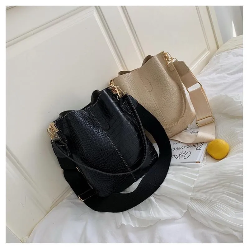 Jessie Bucket Bag