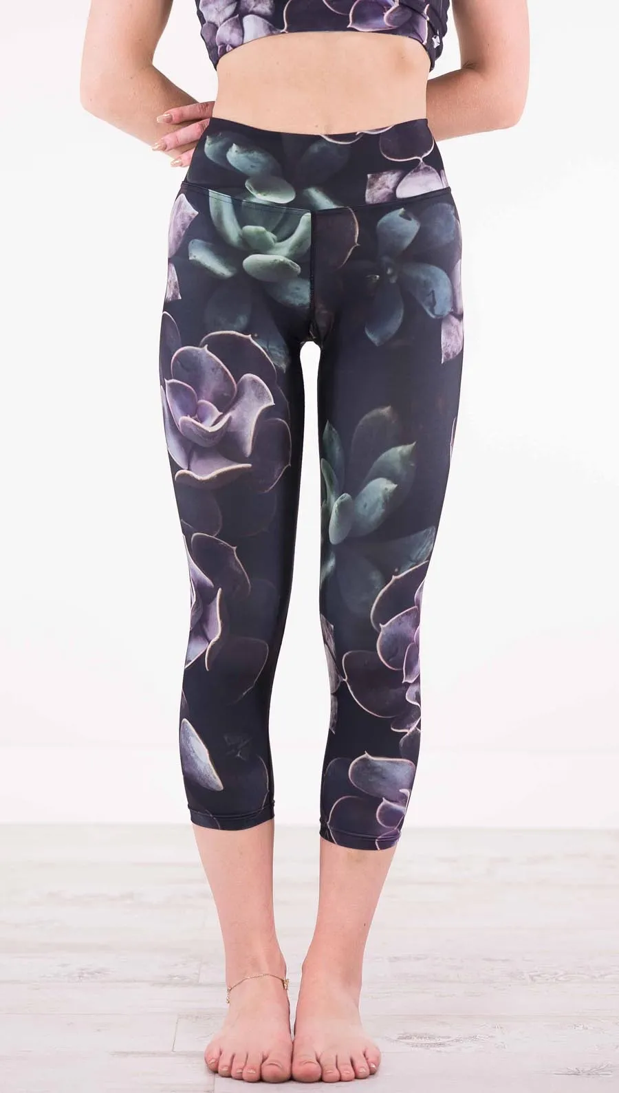 Midnight Garden - Triathlon Capri Leggings