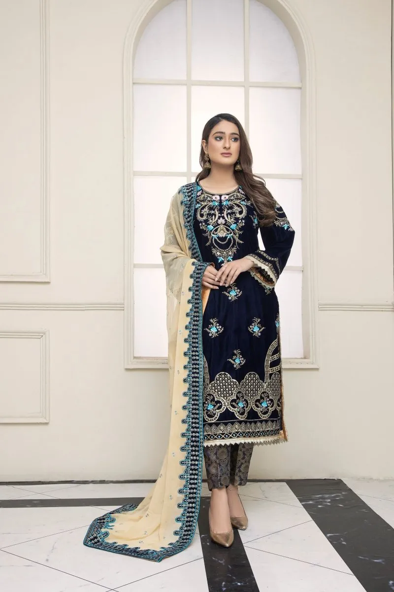 Mihrimah Embroidered Velvet 3 Piece Suit MIH41