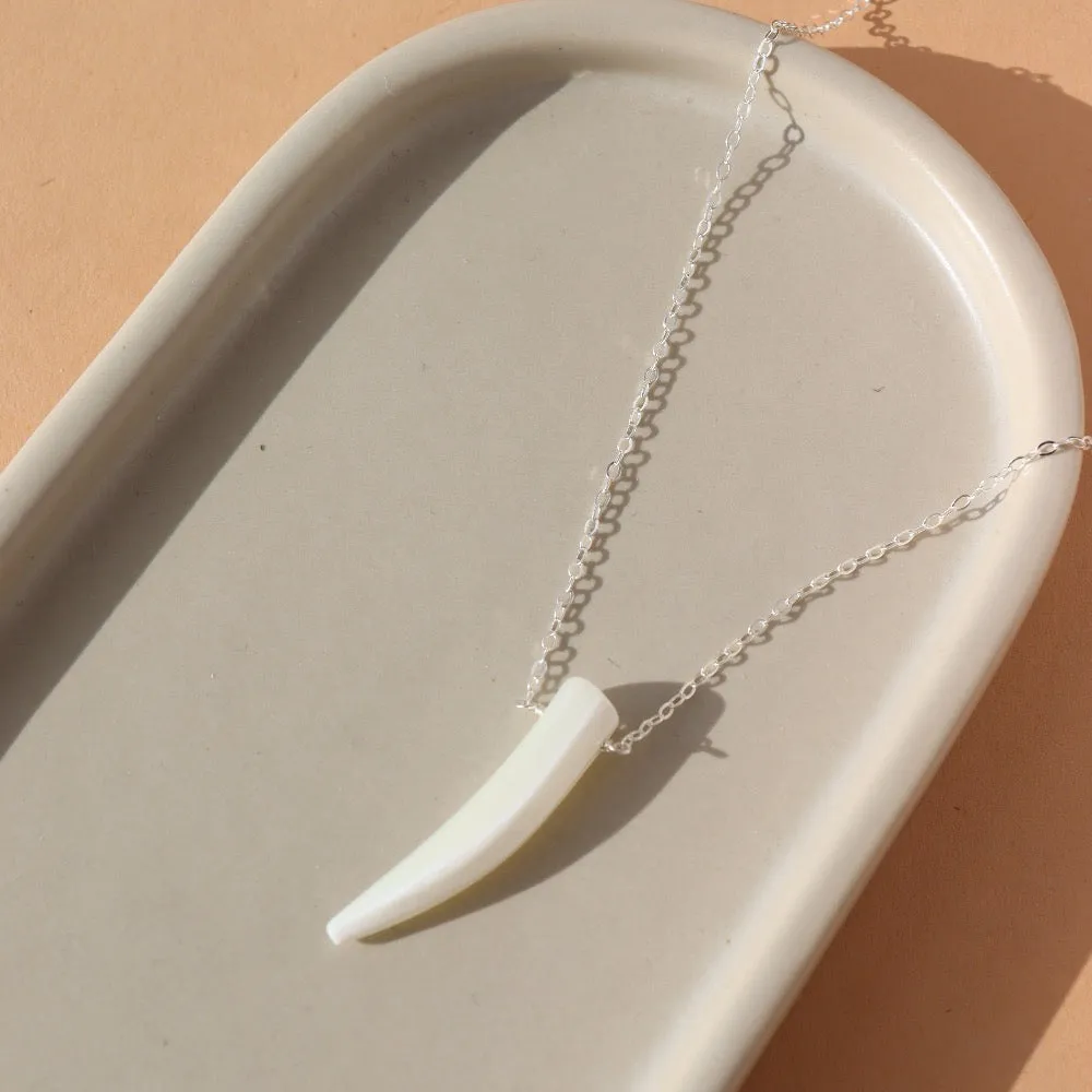 Mother of Pearl Tusk Necklace | Wholesale