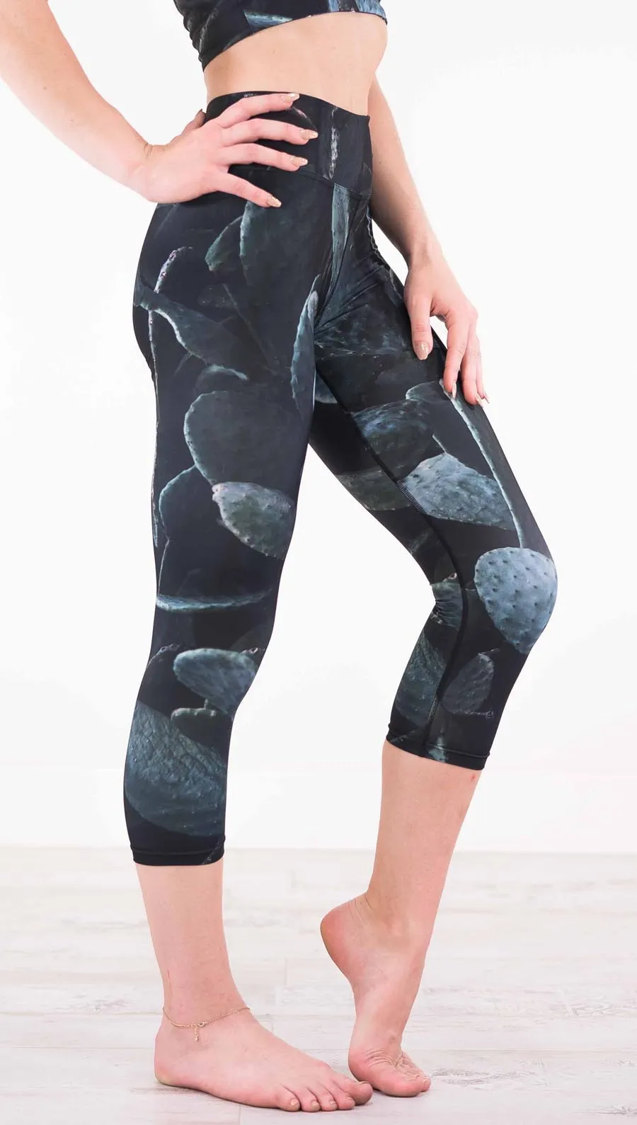 Prickly Pair - Triathlon Capri Leggings